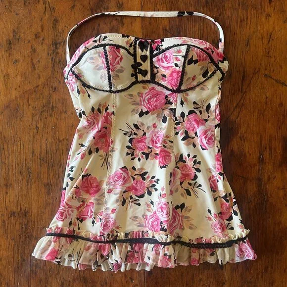 Betsey Johnson Gypsy Rose Halter Top - Picture 2 of 10